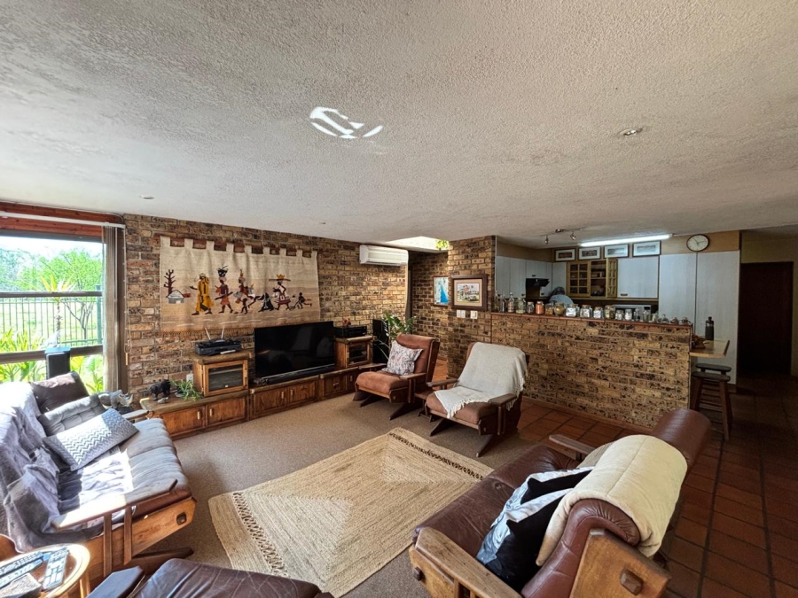 5 Bedroom Property for Sale in Heilige Akker North West